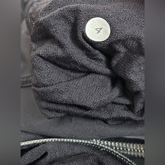 Rare Lululemon Resolution Jacket - Picture 5 of 7